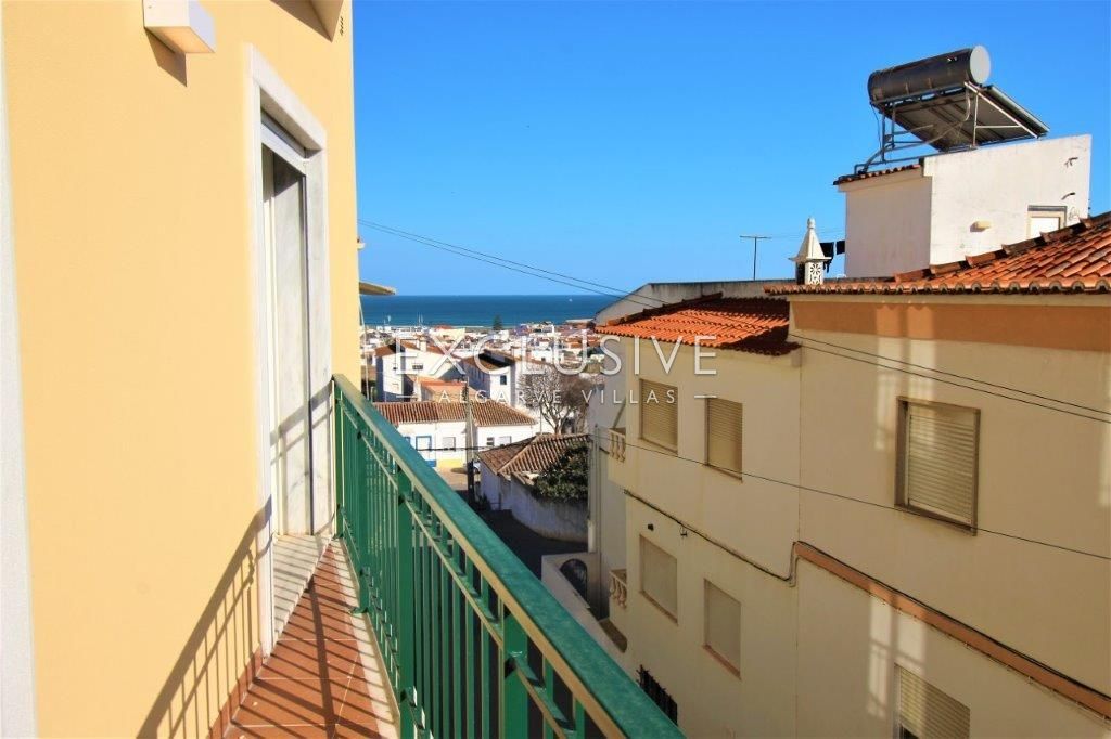 Modern 2 bedroom apartment close to the city center, in Lagos (Algarve)